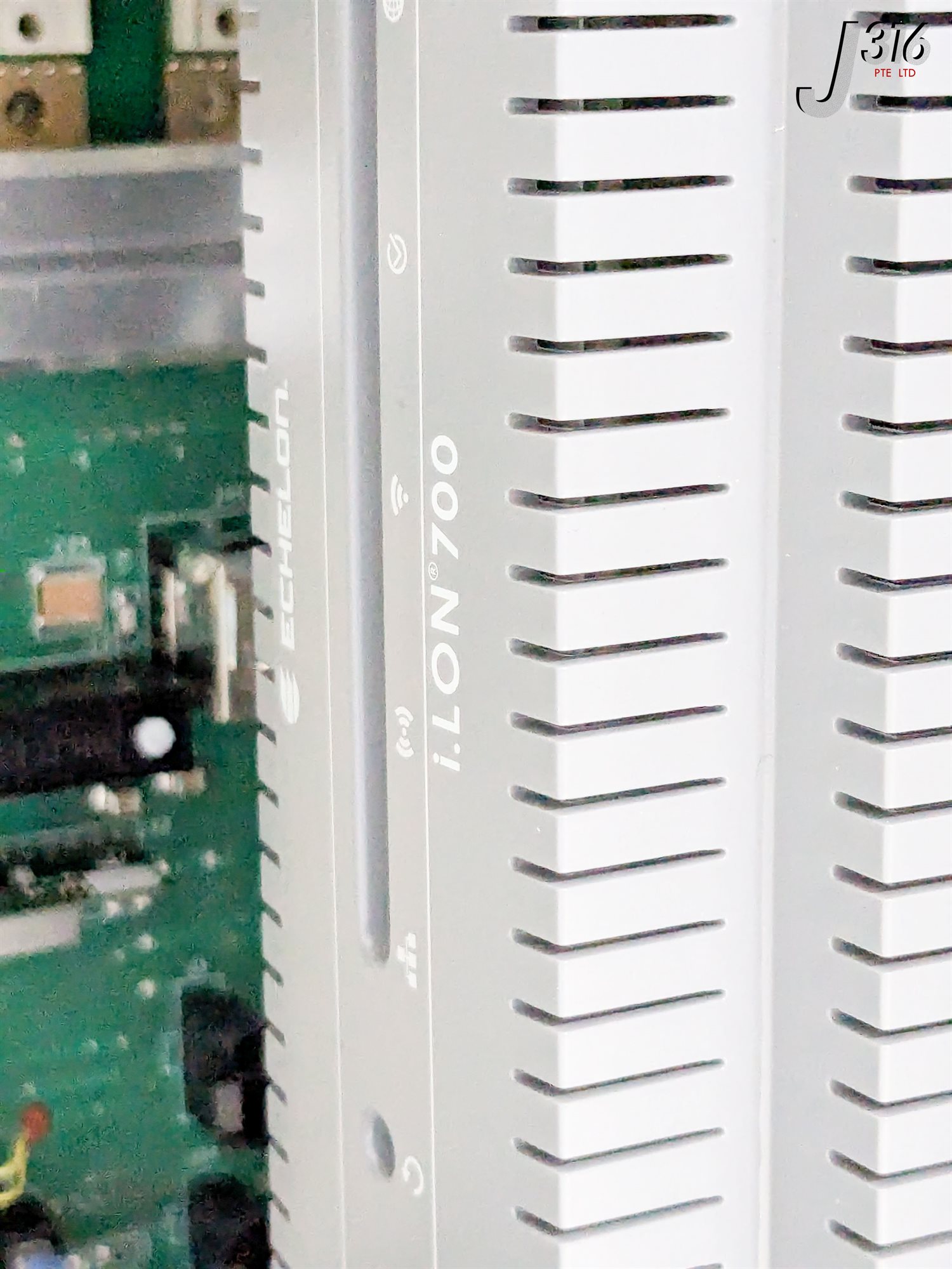 38044 LAM RESEARCH VME BOX, 2300 KIYO FX PROCESS MODULE 853-044013